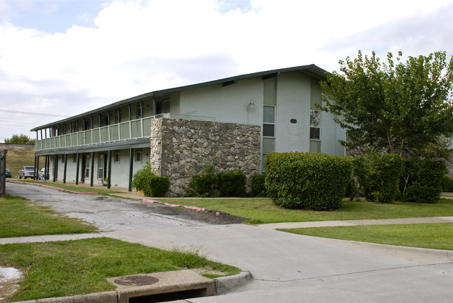 Trade Winds Apartments in Richardson, TX - Foto de edificio - Building Photo