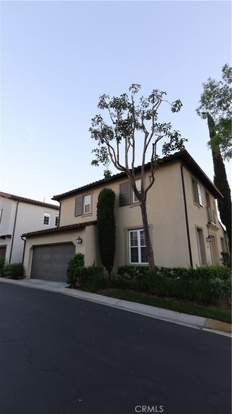 28 Arborside in Irvine, CA - Foto de edificio - Building Photo