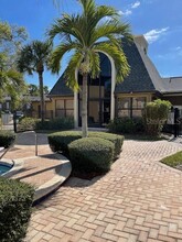 10125 Sailwinds Blvd N in Largo, FL - Building Photo - Building Photo