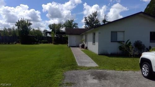 13447 First St in Ft. Myers, FL - Building Photo