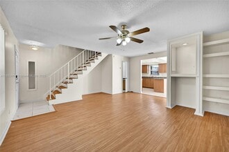 7862 Kimberly Blvd in North Lauderdale, FL - Building Photo - Building Photo