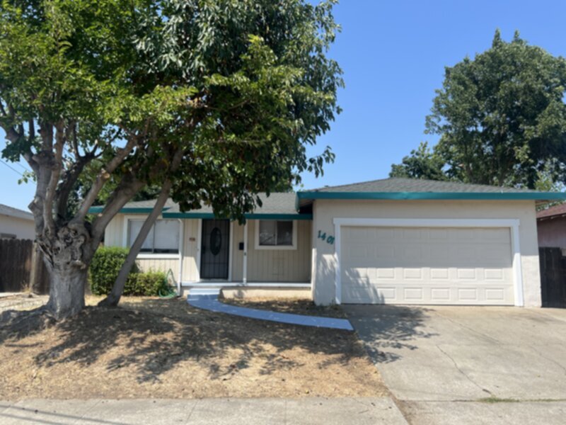 1401 Jacobsen St in Antioch, CA - Building Photo