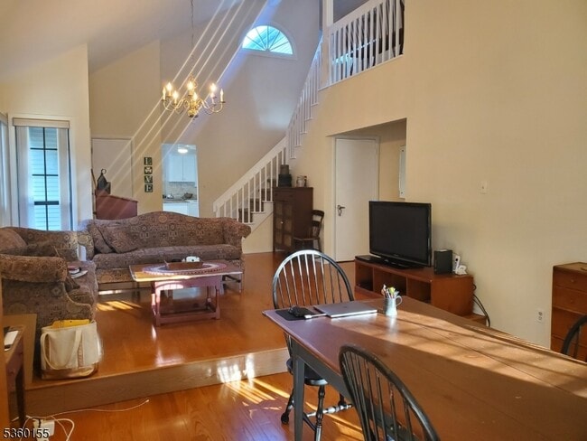 183 Mabie Ct in Mahwah, NJ - Building Photo - Building Photo