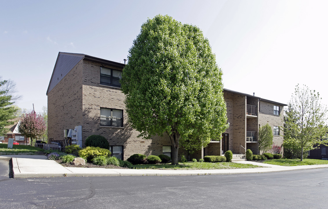 Tollbridge Manor in Cincinnati, OH - Foto de edificio