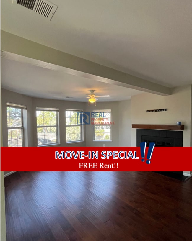 property at 6776 S Ivy St