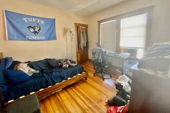 112 College Ave, Unit U2 in Medford, MA - Building Photo - Building Photo