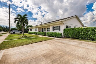 101 SW 2nd Ave in Boca Raton, FL - Building Photo - Building Photo