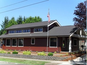 The Village in Monmouth, OR - Building Photo - Building Photo