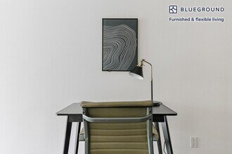 10870 N Stelling Rd in Cupertino, CA - Building Photo - Building Photo