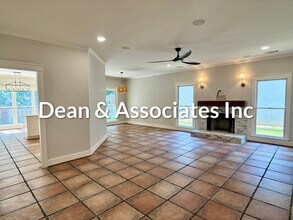 1315 Berwick Dr in Birmingham, AL - Foto de edificio - Building Photo