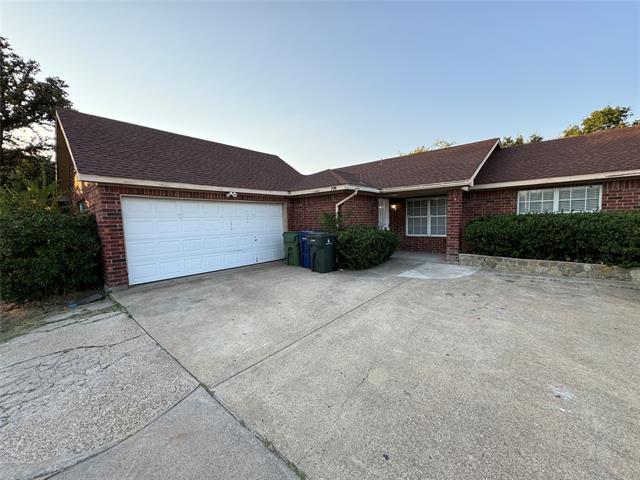 705 Gregory St in Garland, TX - Building Photo