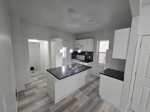 391 Mountain Ave in Winnipeg, MB - Building Photo - Building Photo