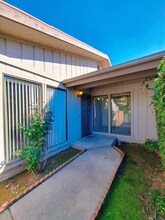 4593 N Emerson Ave in Fresno, CA - Building Photo - Building Photo