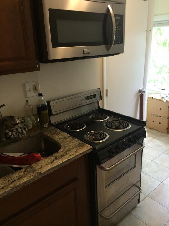 314 Centre St, Unit 4 in Boston, MA - Building Photo