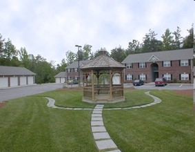 Cambridge Hill in Henderson, NC - Building Photo - Building Photo