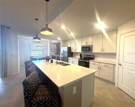 17505 Opal Sand Dr in Venice, FL - Building Photo - Building Photo