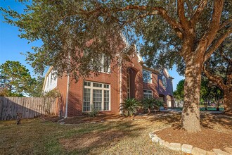 11210 Hundred Bridge Ln in Sugar Land, TX - Foto de edificio - Building Photo