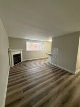 100 Veronica Avenue in London, ON - Building Photo - Building Photo