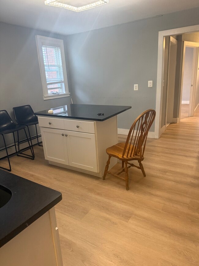 370 Prospect Ave, Unit 370 prospect Ave Hartford