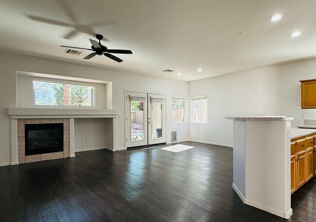 4481 El Presidio Dr in Las Vegas, NV - Building Photo - Building Photo