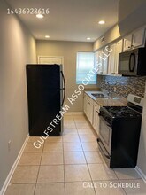 2413 Llewelyn Ave in Baltimore, MD - Building Photo - Building Photo