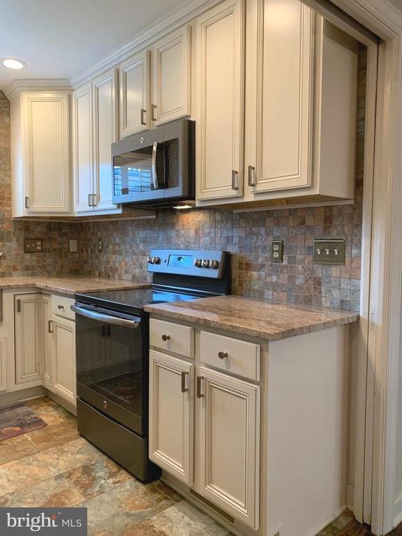 property at 1011 Charles St