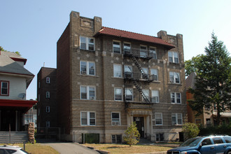 30 Beech St in East Orange, NJ - Foto de edificio - Building Photo