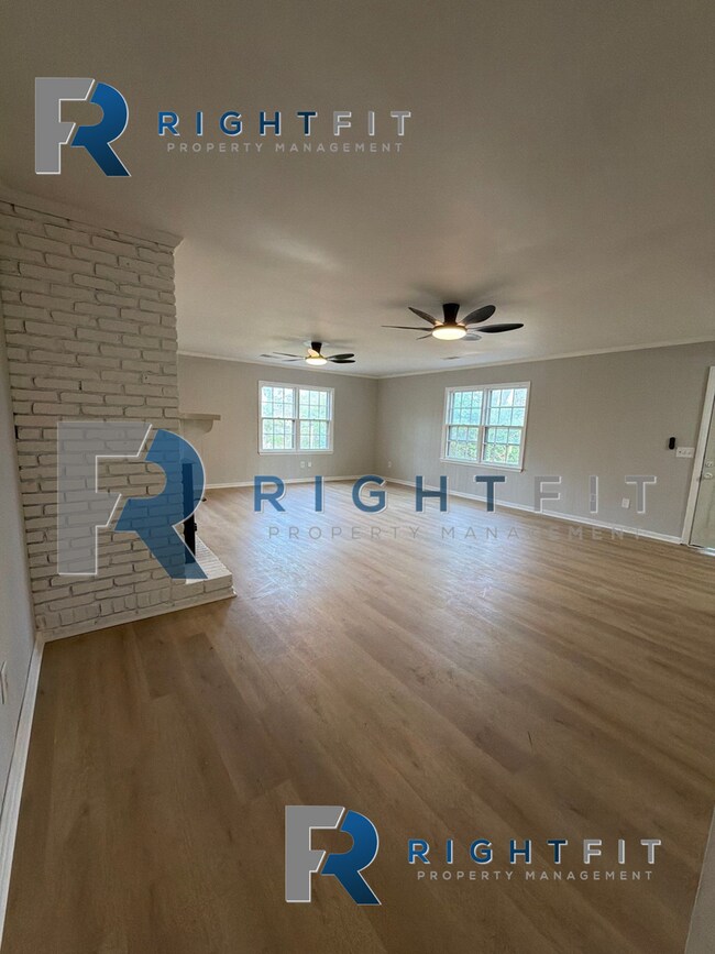 5152 Verdun Dr in Columbus, GA - Building Photo - Building Photo