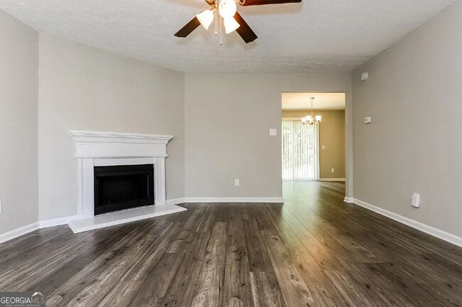 4247 Chestnut Lake Ave in Stonecrest, GA - Building Photo - Building Photo