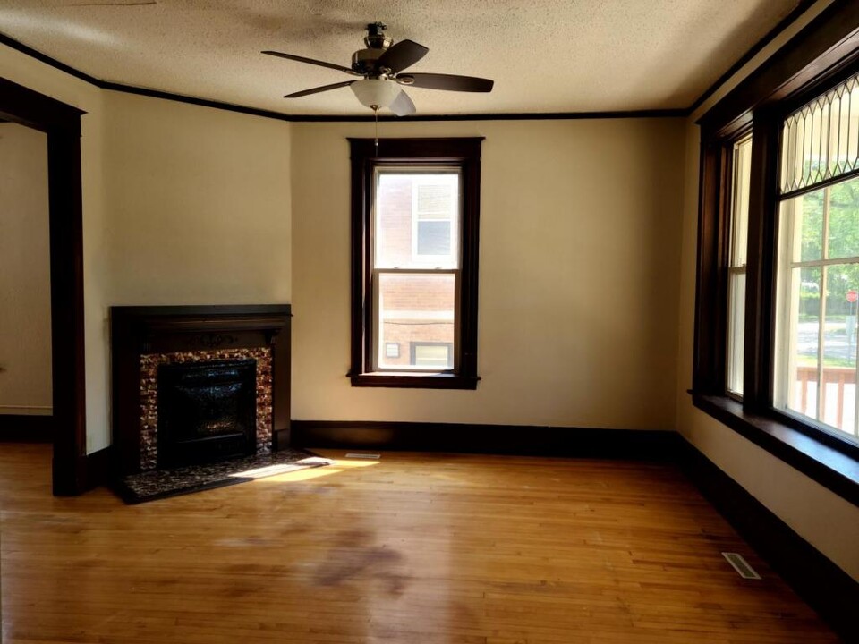 316 3rd Ave S in Grand Forks, ND - Building Photo