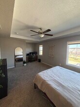 150 Cambridge Dr in West Des Moines, IA - Building Photo - Building Photo