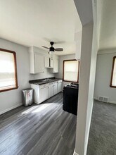 15818 Maplewood Ave in Maple Heights, OH - Building Photo - Building Photo