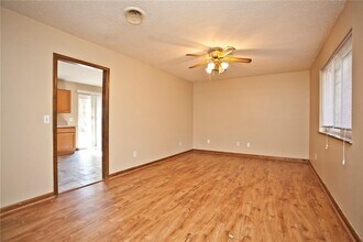 311 Willow Ave in Farmington, AR - Building Photo - Building Photo