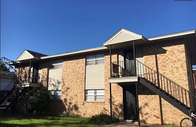 206 Spruce St, Unit D in College Station, TX - Foto de edificio