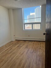 Drinkle No. 3 Apartments in Saskatoon, SK - Building Photo - Building Photo