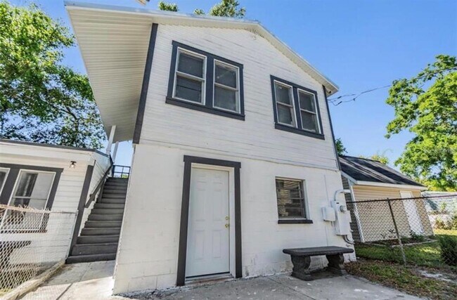 property at 2914 N 10th St