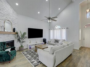 6324 Maritime St in Fort Worth, TX - Foto de edificio - Building Photo