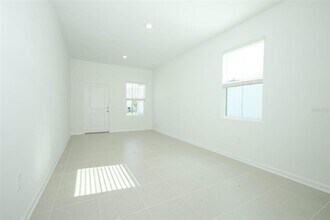 2618 Skyline Lp in Kissimmee, FL - Building Photo - Building Photo