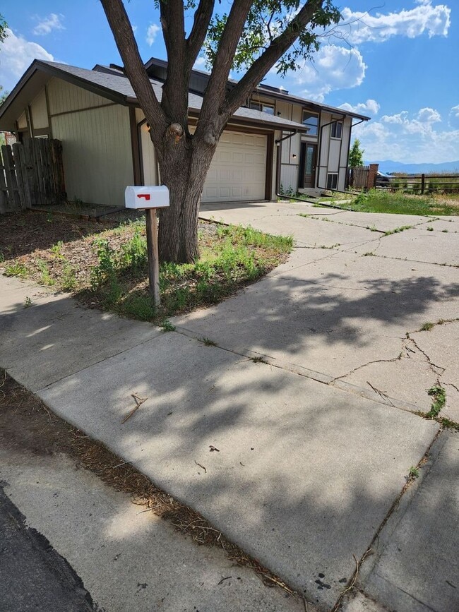 property at 3592 W 131st Pl
