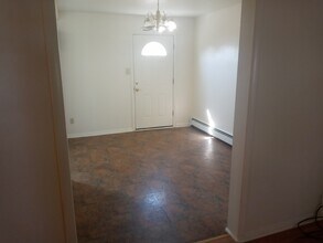 390 S Wagon Wheel Dr in Green River, WY - Building Photo - Building Photo