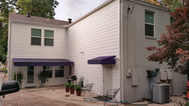 3537 Bellaire Dr S in Fort Worth, TX - Foto de edificio - Building Photo