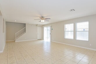 1552 E Maryland Pl in Tucson, AZ - Foto de edificio - Building Photo