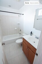 Private bedroom in 3 bed/3.5 bath Home in Washington, DC - Building Photo - Building Photo