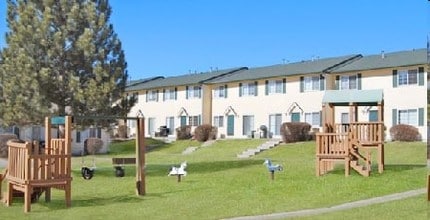 Sunset Peak in Thornton, CO - Foto de edificio - Building Photo