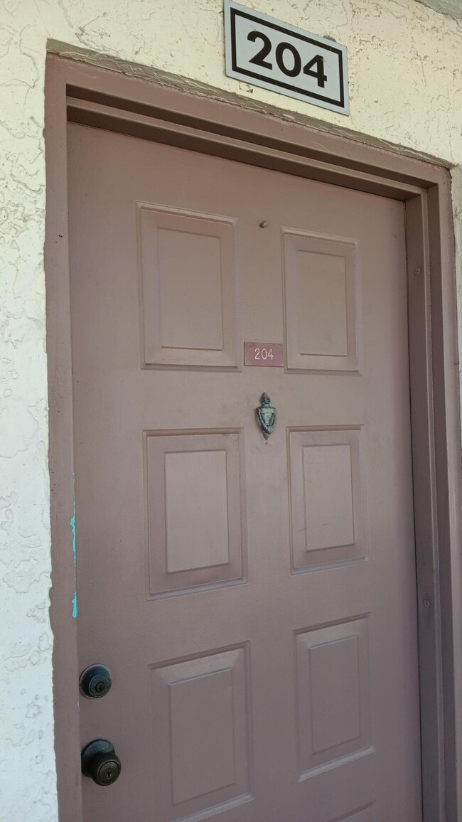 property at 14893 Wedgefield Dr