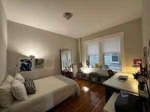 1173 Commonwealth Ave, Unit Com Ave in Boston, MA - Building Photo - Building Photo