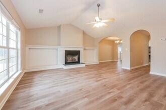 314 The Gables Dr in Mcdonough, GA - Building Photo - Building Photo