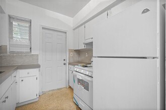 710 82nd St in Miami Beach, FL - Building Photo - Building Photo