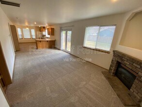 9020 190th St E in Puyallup, WA - Building Photo - Building Photo