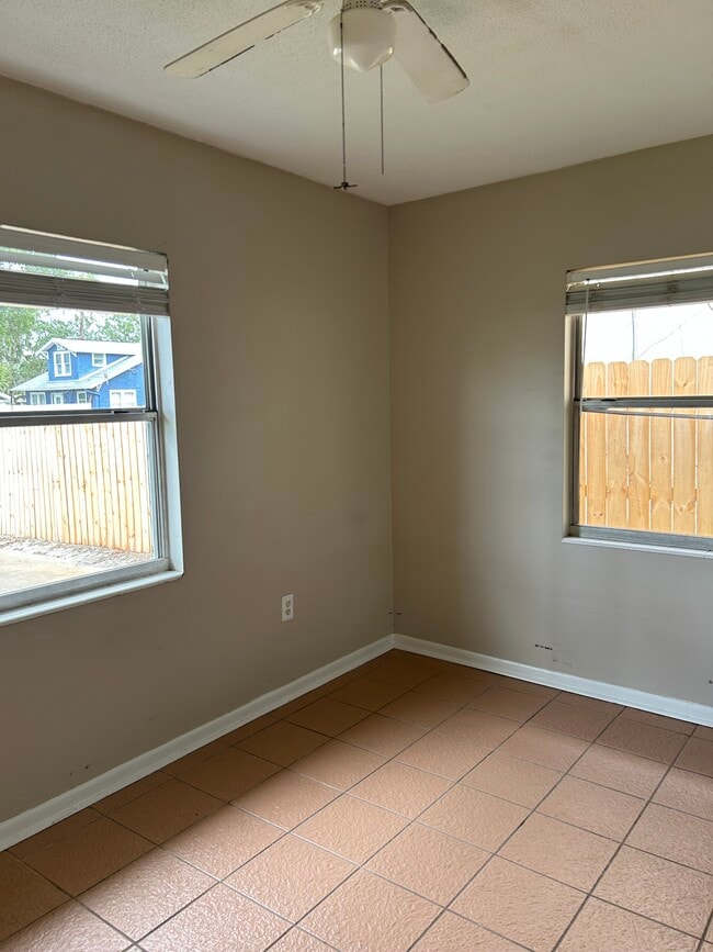 The Courtyards in Eustis, FL - Building Photo - Building Photo